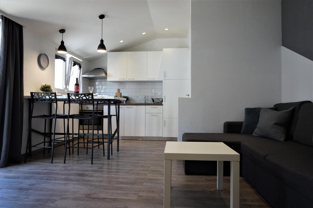 Apartment Cosy & Sweet Макарска Екстериор снимка