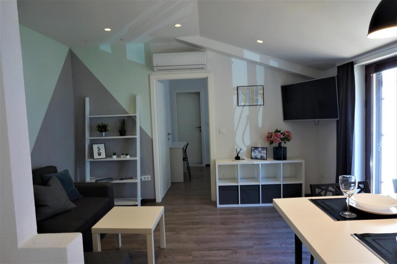 Apartment Cosy & Sweet Макарска Екстериор снимка