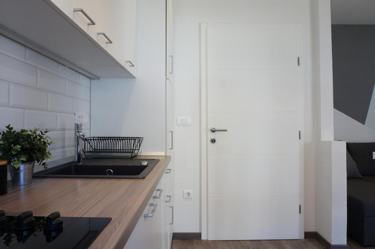 Apartment Cosy & Sweet Макарска Екстериор снимка