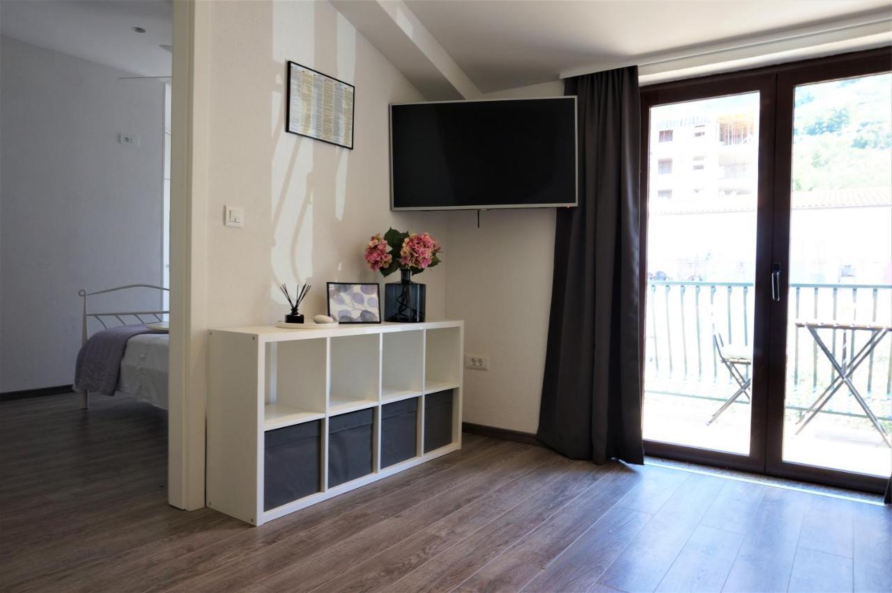 Apartment Cosy & Sweet Макарска Екстериор снимка