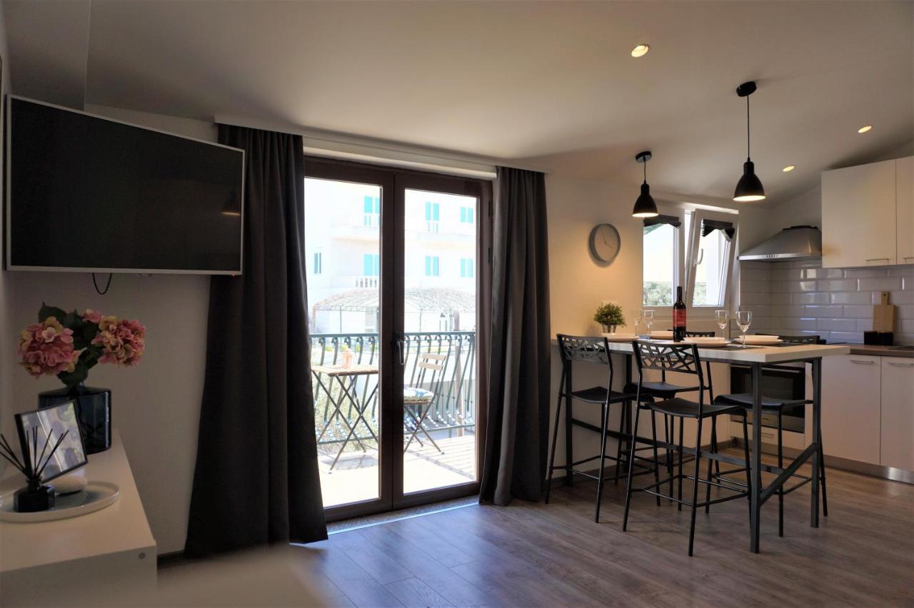 Apartment Cosy & Sweet Макарска Екстериор снимка